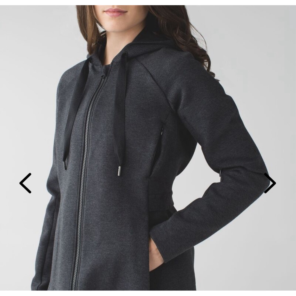 Lululemon Gray Full Zip Jacket Sweatshirt Size 6 Fleece Lined Fitted Pockets